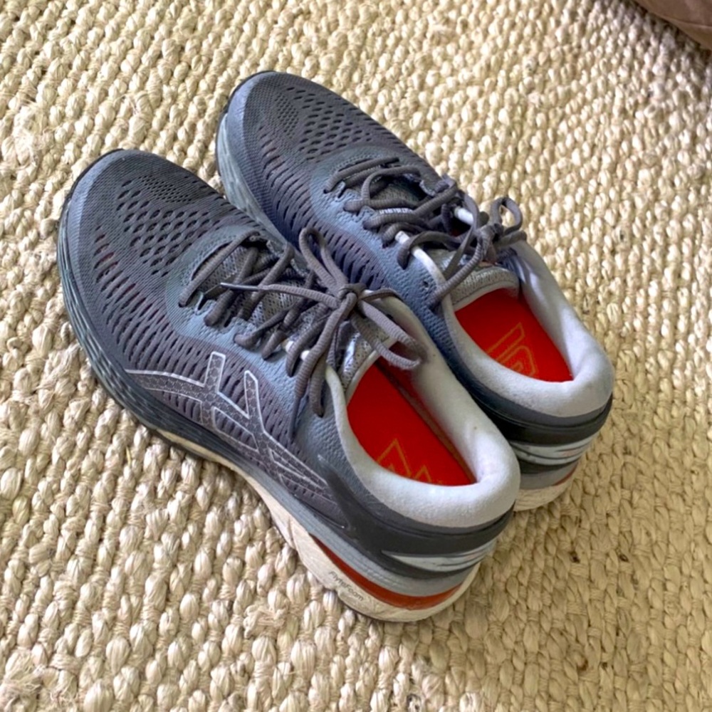 ASICS GEL-KAYANO 27 Women's Running Shoes